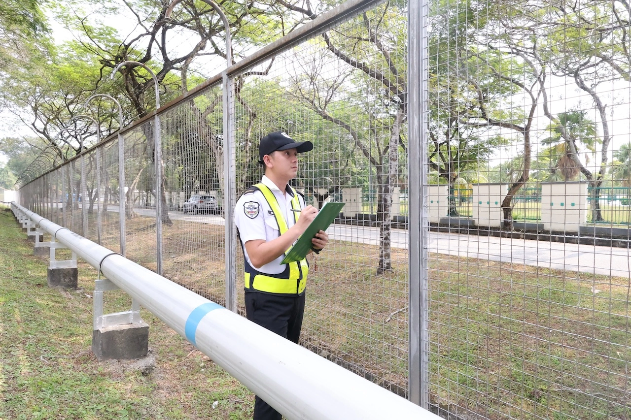 Data Center Perimeter Security System: How To Protect Critical Infrastructure From External Threats