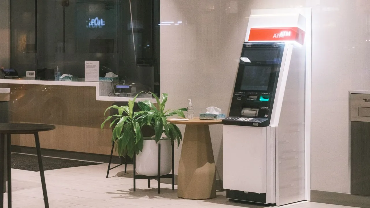 How Intrusion Detection Systems Help Banks Protect ATMs, Vaults And Branches